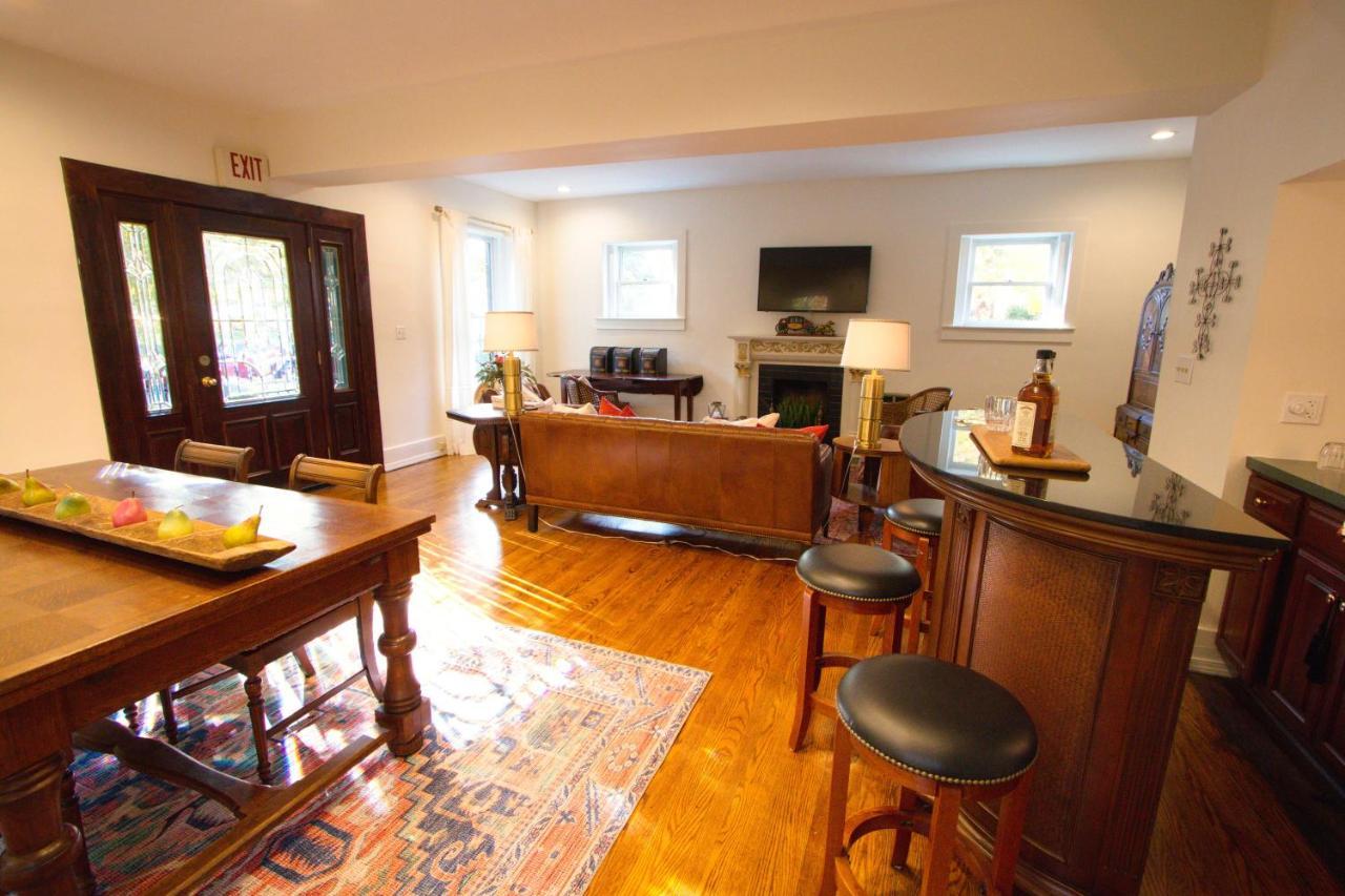 Louisville Bourbon Inn Extérieur photo